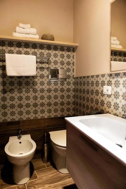 Il Carro Comfortable Rooms San Giovanni Gemini 0*,  Italy