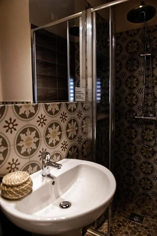 Il Carro Comfortable Rooms San Giovanni Gemini Guest house