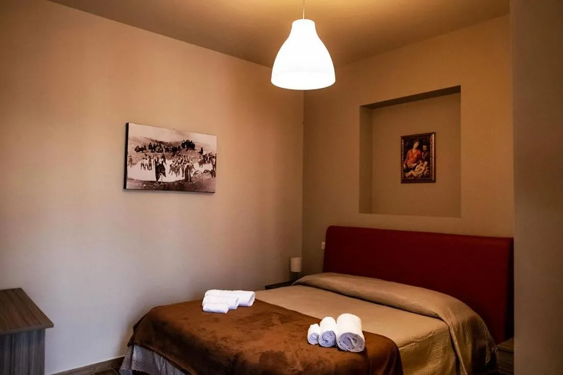 Il Carro Comfortable Rooms San Giovanni Gemini Guest house